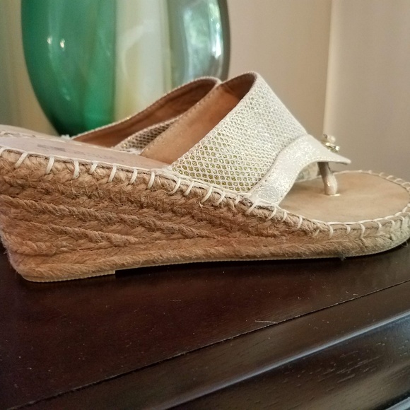 White Mountain Shoes Nwt White Mountain Glitter Wedge